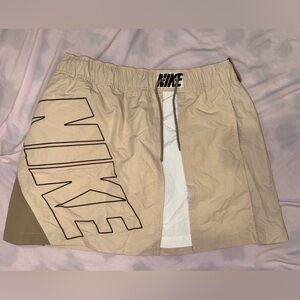 Nike Beige and White Women's Skirt xl loose fit